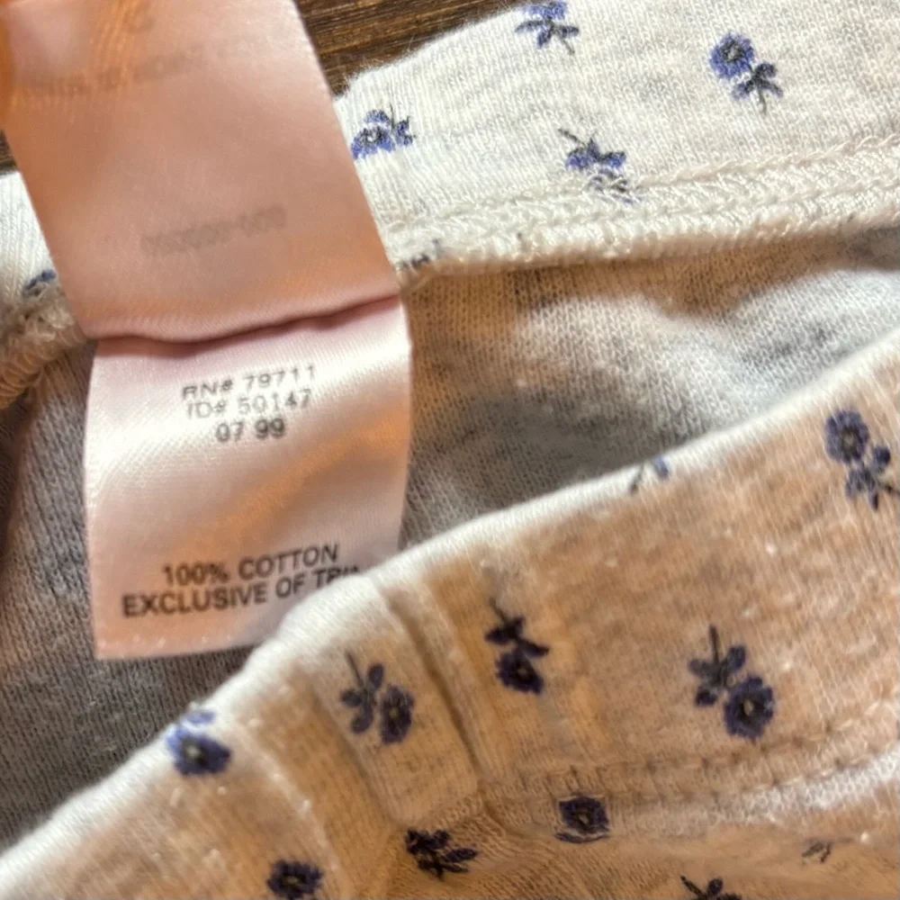 Victoria’s Secret Pajama Set Grey Blue Ditsy Floral 100% Cotton Cozy Sleepwear S - Picture 6 of 10